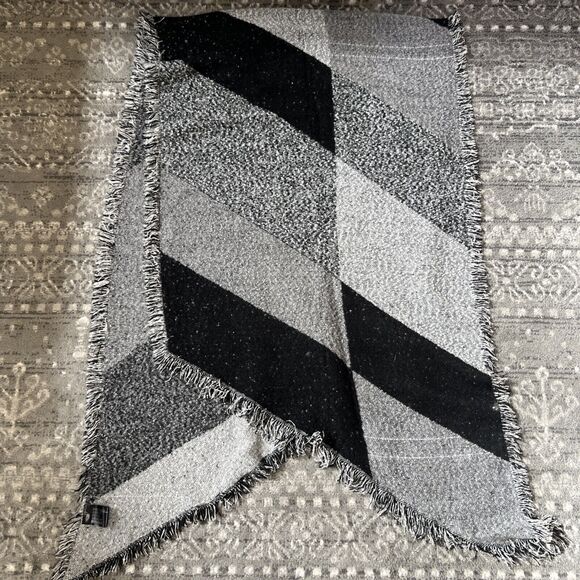 Knit Fringed Scarf Shawl Wrap Black White Asymmetric Geometric Chevron Pattern - Picture 1 of 4